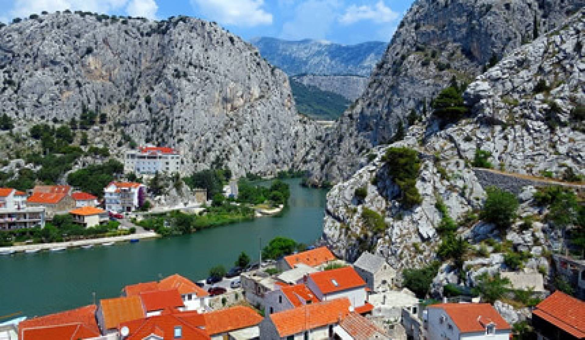 Zašto posjetiti Omiš